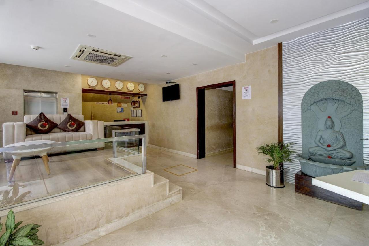 La Sara Regent Hotel Bangalore Ngoại thất bức ảnh