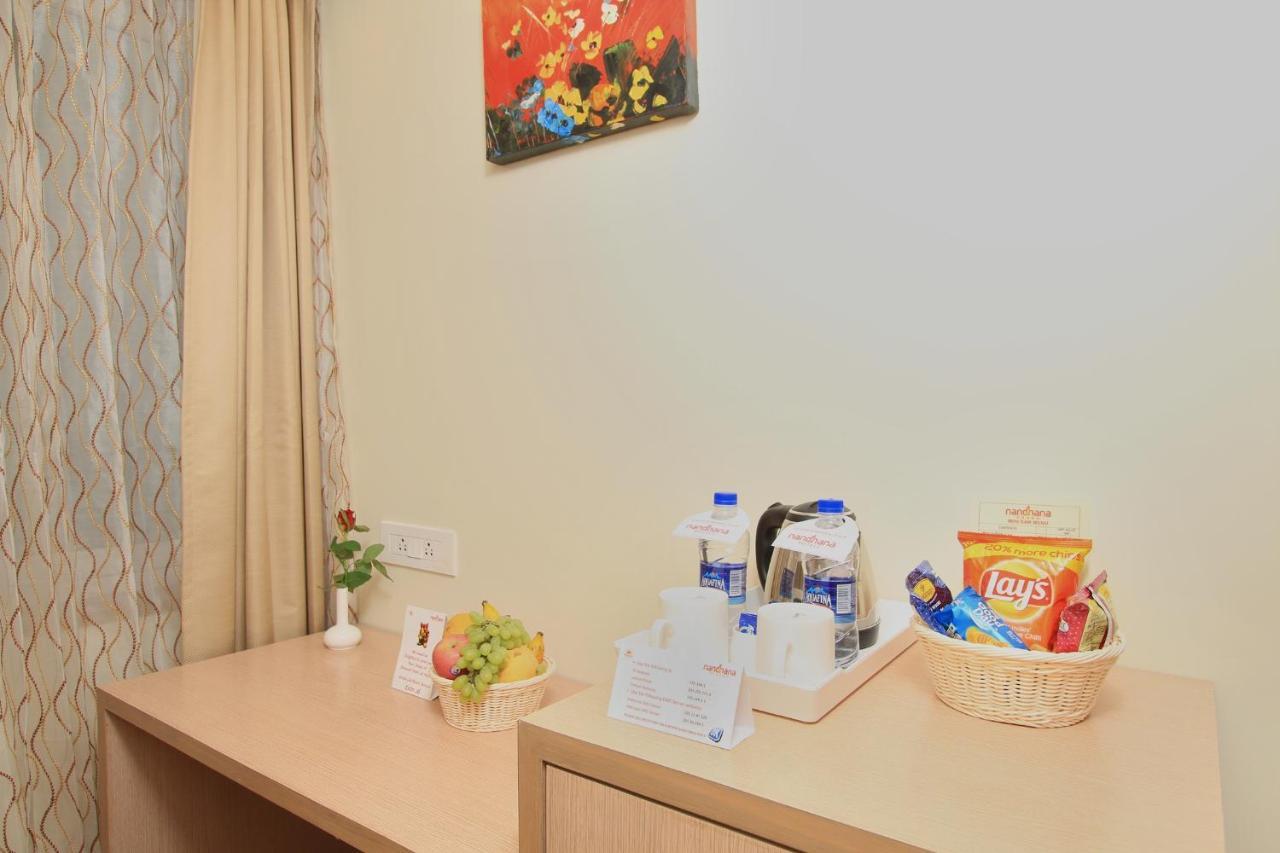 La Sara Regent Hotel Bangalore Ngoại thất bức ảnh
