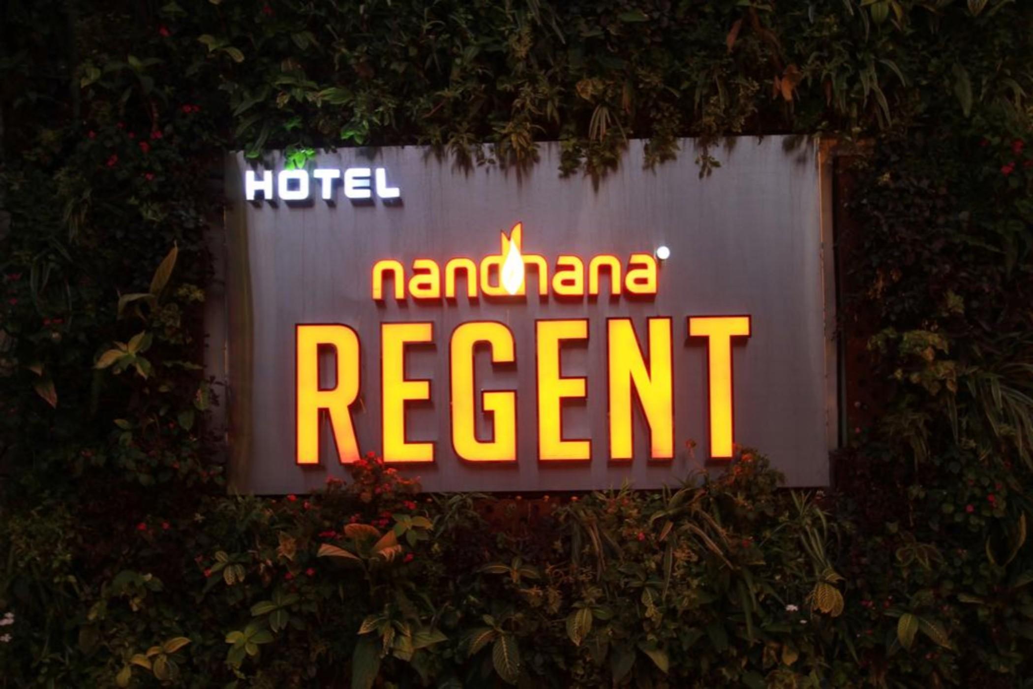 La Sara Regent Hotel Bangalore Ngoại thất bức ảnh